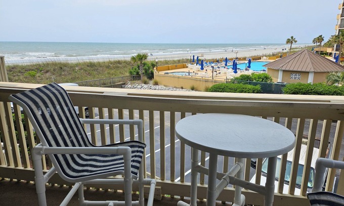Myrtle Beach Condo | Summer weeks reduced with discount. Right on the beach!