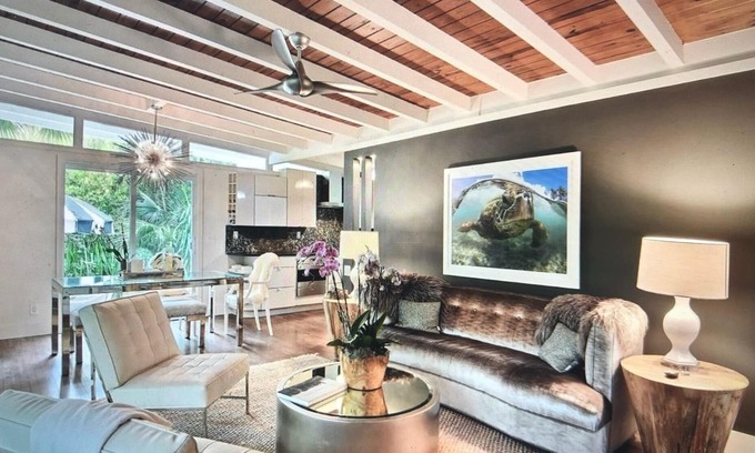 Summerplace Cottage | Summerplace bungalow with private beach access!