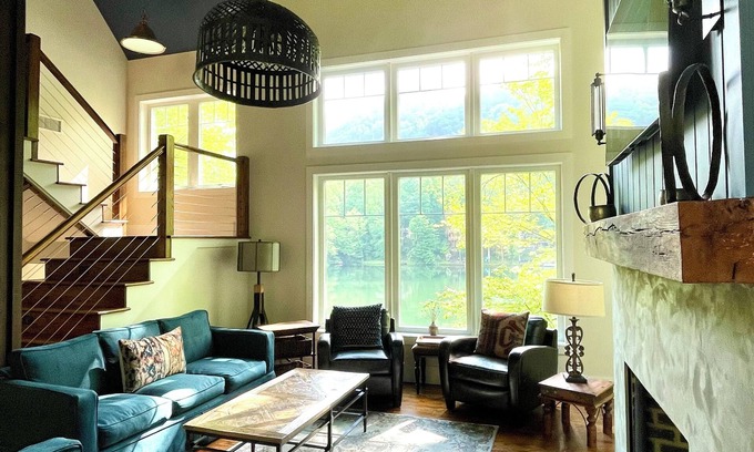 Lake Lure House | Summerscales - A Beautiful Newly Built House on Bald Mountain Lake