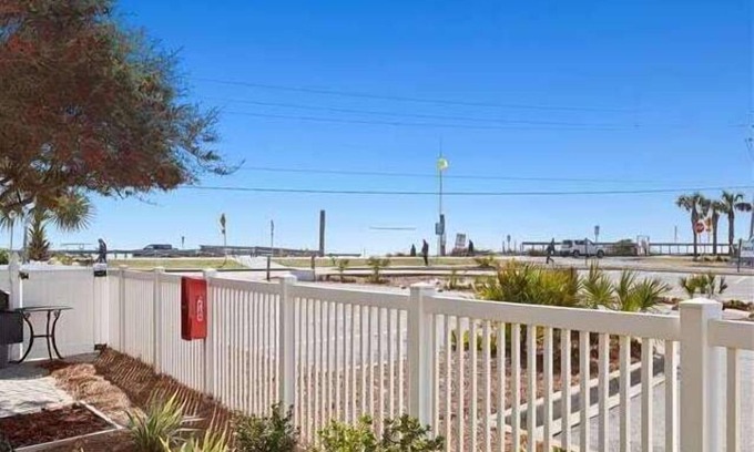 Miramar Beach Condo | Summerspell 110 Ground Floor Poolside Condo