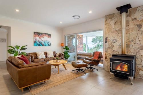 Yallingup Siding House | Summerville Treetops - A Stunning Valley Retreat