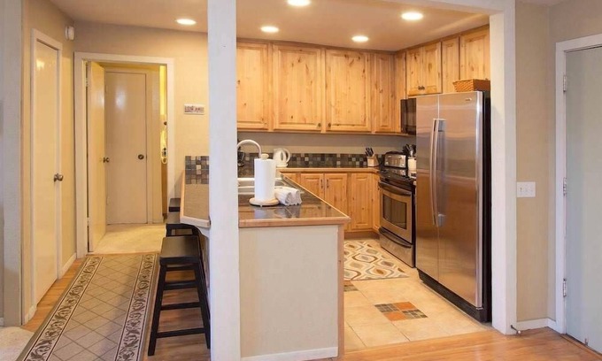 Mammoth Lakes Condo | Summit #20 | Near Hike & Bike Trails, Skiing & Gondolas