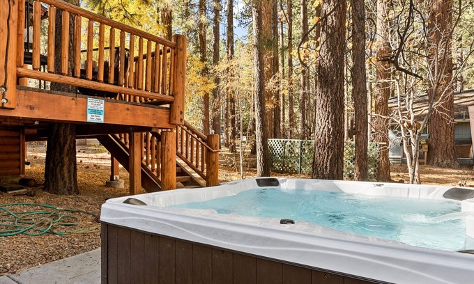 Summit Estates House | Summit Pine Lodge – 4 BDR Minutes from Bear Lake w/Game Room, Hot Tub, & More!