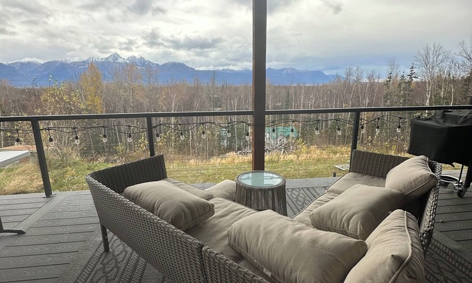 Gateway Apartment | Summit Ridge Guest Suite near Palmer