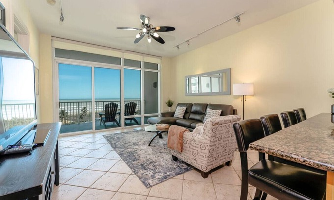 South Padre Island Apartment | Sun and beach at your feet! @ The Sapphire 604