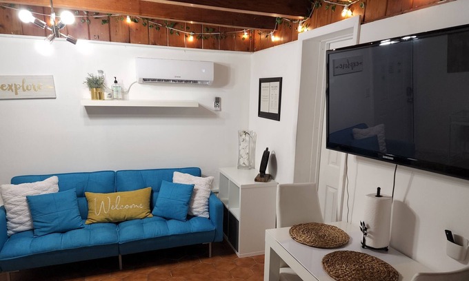 North Miami Apartment | Sun Bright Studio. Private and Free Parking!