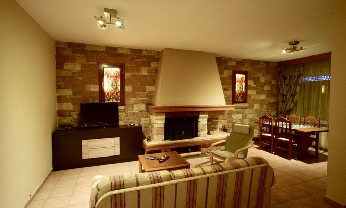 Pavlos Melas Condo | Sun City View apartment