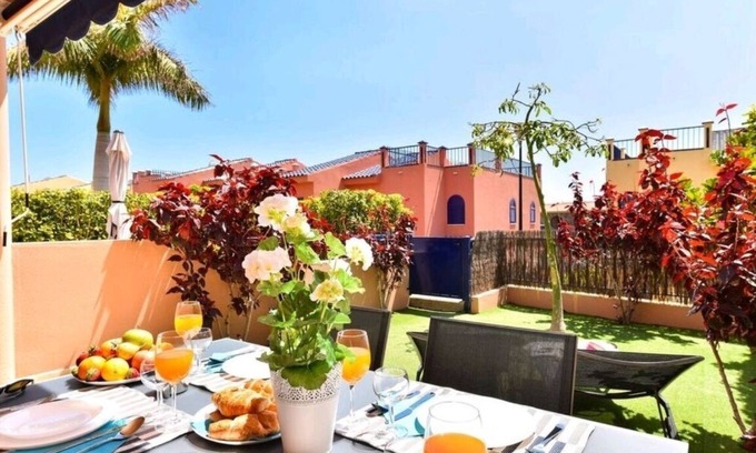 Costa Meloneras House | Sun, rest, private, good connection, good infrastructure.