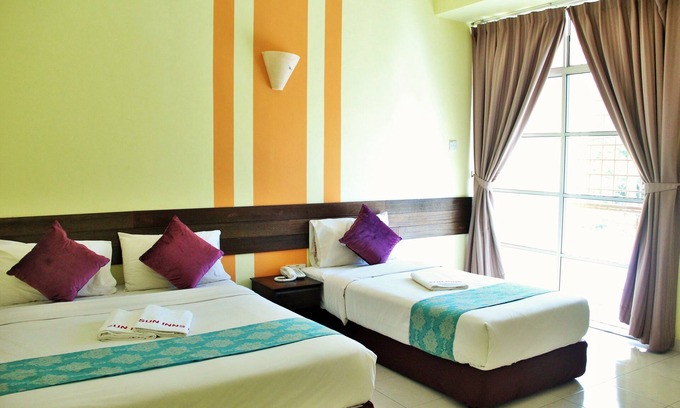 Pekan Melayu Hotel | Sun Inns Rest House Kuantan