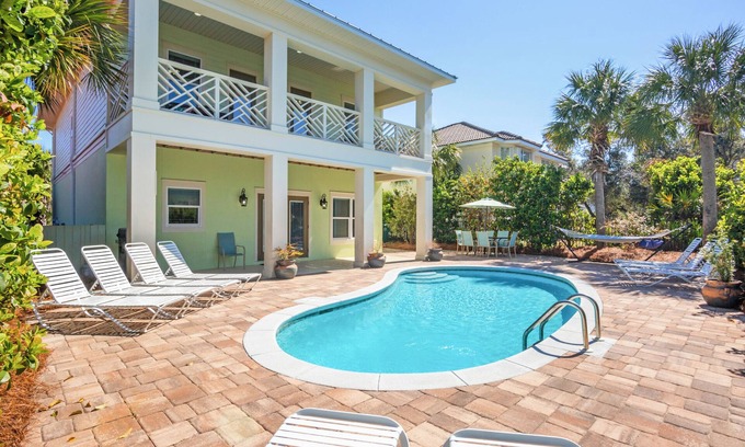 Fort Walton Beach - Destin House | Sun Kiss'd: Private Pool, Free Golf Cart, 3 Minutes to Beach