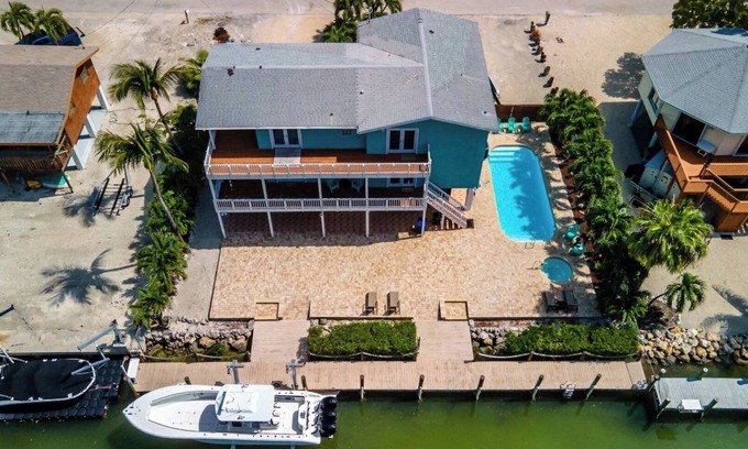 Marathon Condo | Sun of a Beach in Marathon