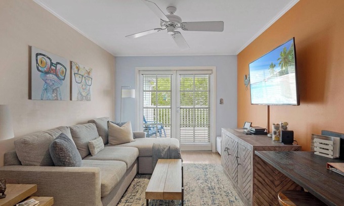 Truman Annex Condo | SUN, SEA, AND SKY at The Truman Annex in Key West