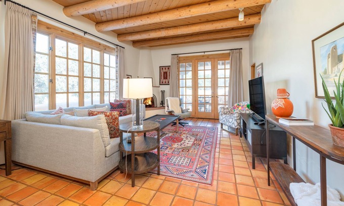 Quail Run House | Sun-soaked stay with community amenities, fireplace, grill, & al fresco dining