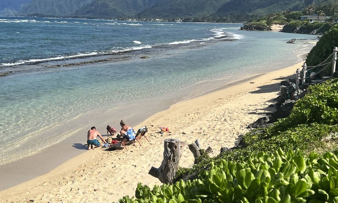 Laie House | SUN, SWIM, SURF, kid-friendly,beachfront, 30 day contact us, see details