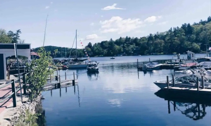 Sunapee House | Sunapee Harbor Home Drive to Mountain 7-Bed Pet Friendly Arcade Walk to Marina