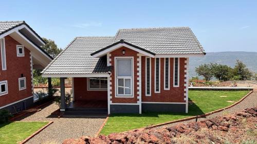 Mahabaleshwar Ski Chalet | Sunberry Farms