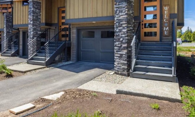 Cle Elum Ski Chalet | Suncadia 2 Bdrm Village Chalet Contemporary Cabin