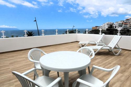Puerto de Santiago Apartment | Suncanarias Apartamentos Cristal Playa La Arena