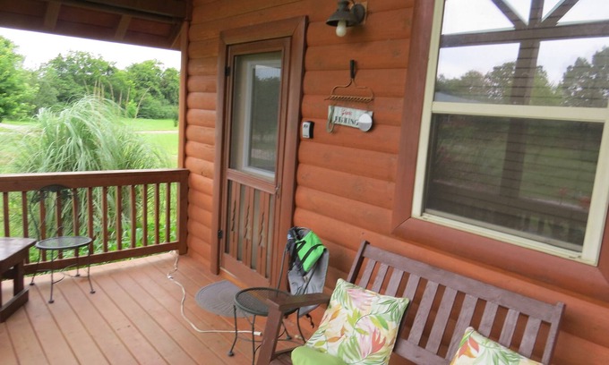 Glenwood Cabin | SUNDANCER CABIN CADDO RIVER! GREAT GETAWAY ! River Access!