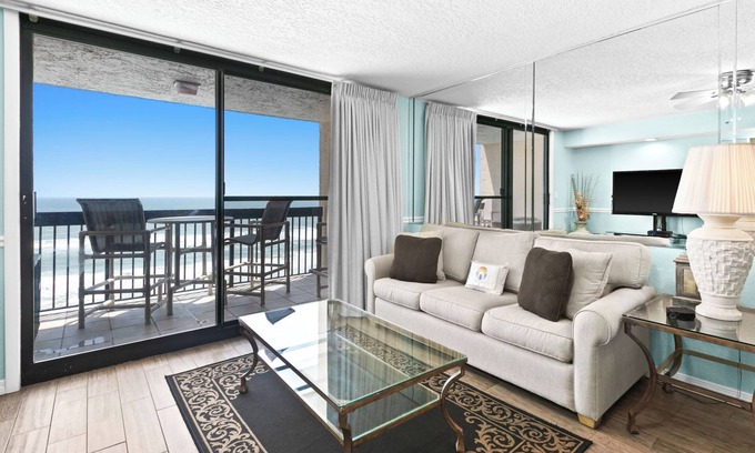 Destin Condo | SunDestin 0906 by Scenic Stays