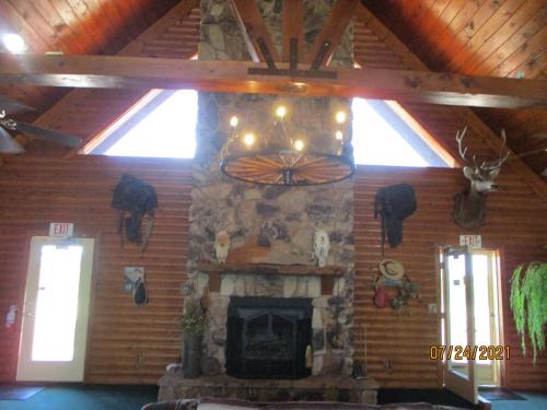 Lincoln Hotel | Sundown Motor Lodge
