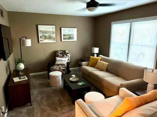 Salina House | Sunflower House