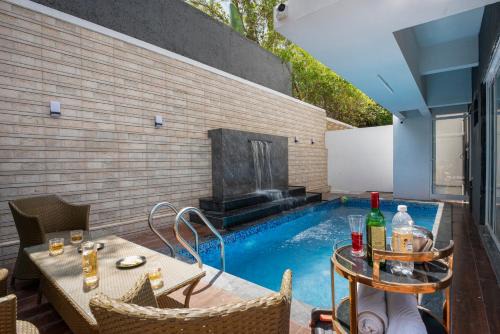 Lonavala Villa | Sunflower Villa