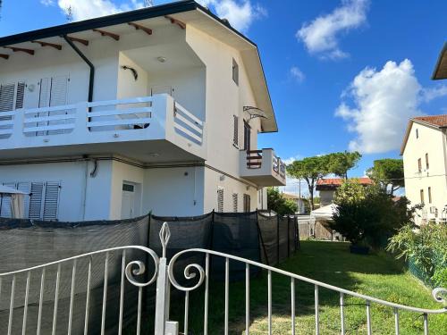 Punta Marina House | Sunflowers house