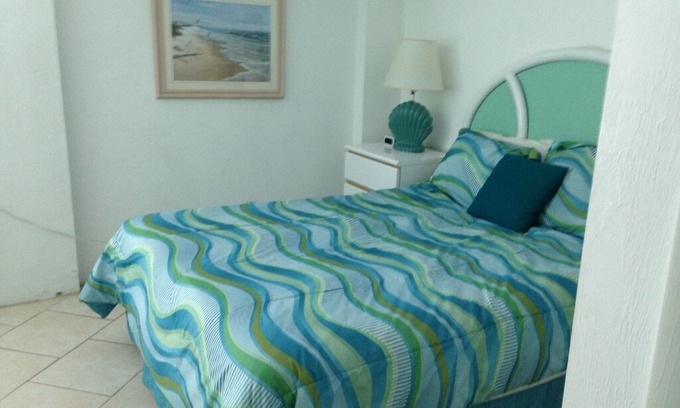 Daytona Beach Shores Condo | Sunglow Resort Unit 207
