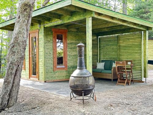 Kings County House | Sunken Escapes Cabin 8