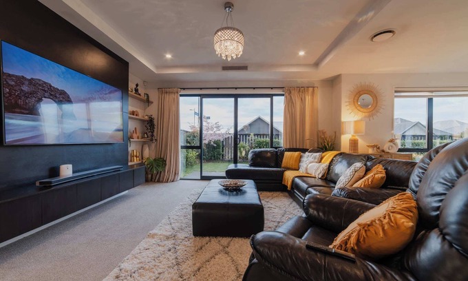 Wigram House | Sunlit Sanctuary with Private Patio in Wigram