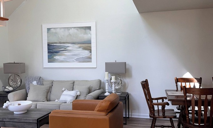 Brewster Condo | Sunlit townhome at Ocean Edge Resort in Brewster- central A/C, pool privilege's