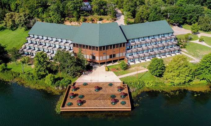 Potosi Cabin | Sunnen Lodge YMCA Lofted Room | Meals Included