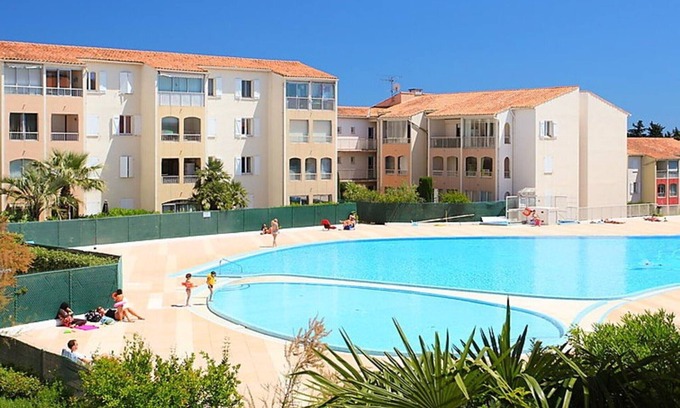 Frejus Apartment | Sunny 1-Bedroom Apt with Pool, Near Old Fréjus, Sleeps 4
