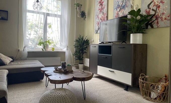 Grizinkalns Apartment | Sunny 1 Br Apt in Center Next to Park