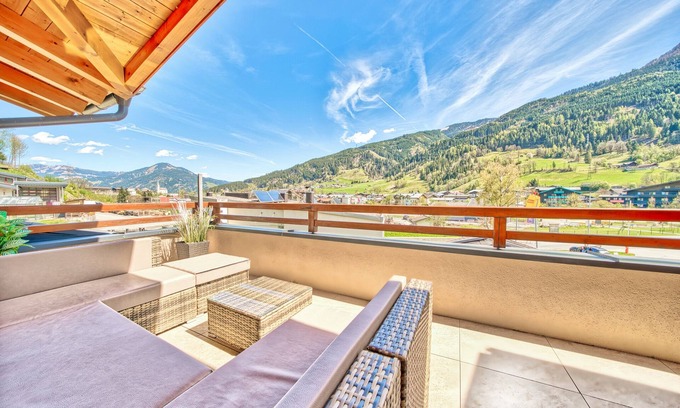 Kaprun Apartment | Sunny 2-bedroom apartment in a great location