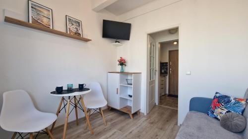 Brzezno Apartment | Sunny Bresno Apartment