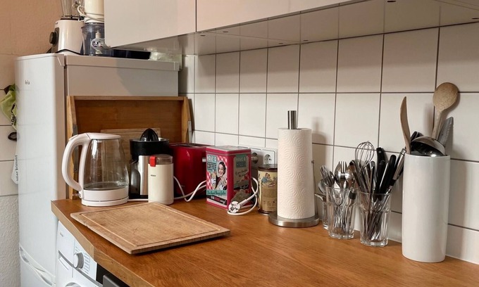 Friedrichshain Apartment | sunny, calm, central. serene, bohemian 60sqm apartment