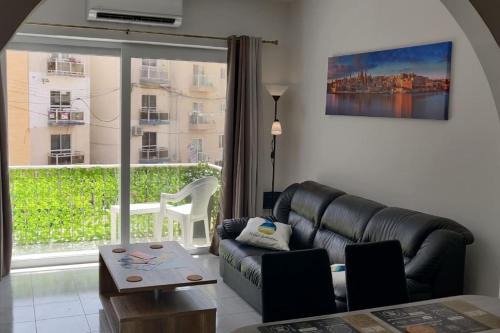 Bugibba Apartment | Sunny Day Flat