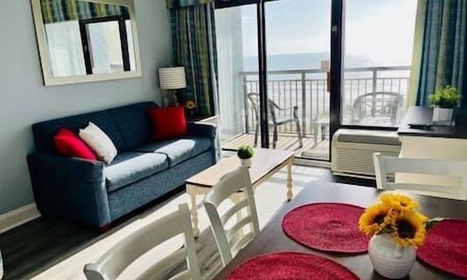 Myrtle Beach Condo | Sunny Daze. Oceanfront.