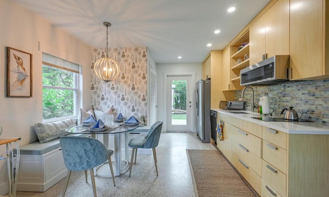 Central Naples House | Sunny Florida Escape with Patio, Grill and Fire Pit!