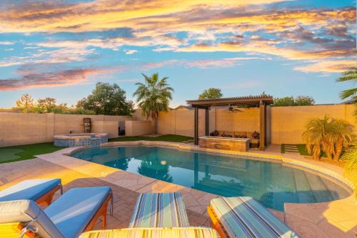 Castlegate House | Sunny Home with Backyard Oasis in San Tan Valley!