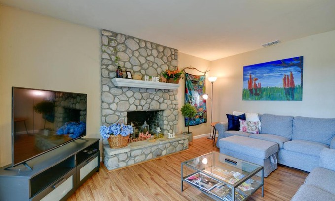 Dennis House | Sunny Lakefront Family Paradise with Deck and 2 Kayaks