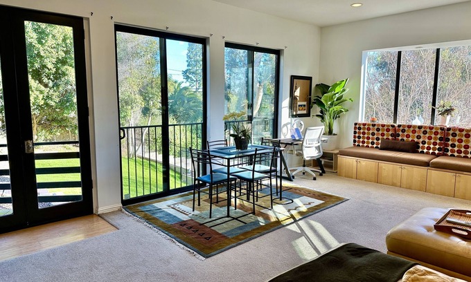West Los Angeles House | Sunny, Large 2BR/2BA West LA Guesthome with Pickleball/Basketball. Pets Welcome.