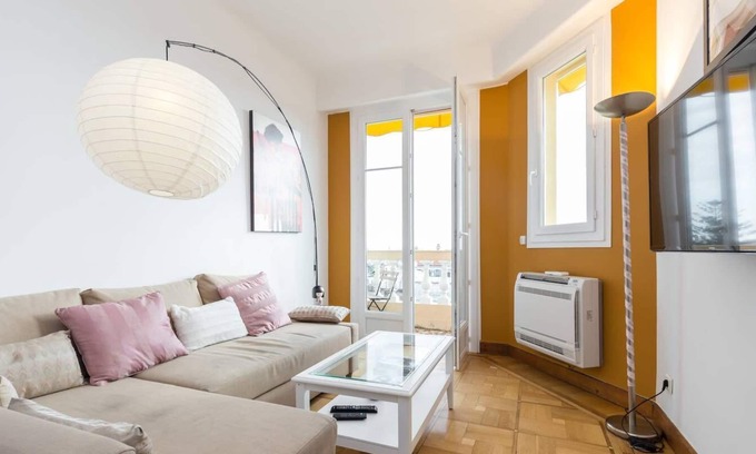 Cimiez Apartment | Sunny loft with amazing view! Walking everywhere!