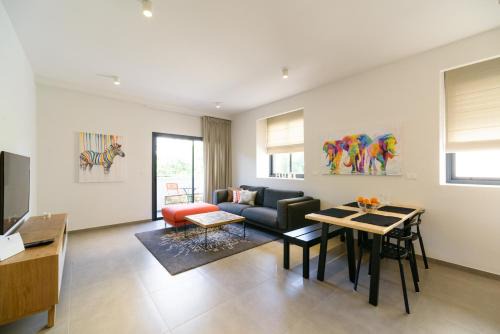 Old North Apartment | Sunny Luxury Apartments