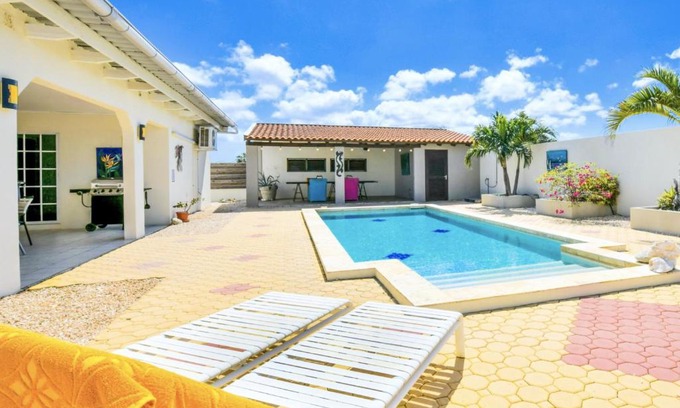 Palm Beach House | Sunny Palm Beach Villa