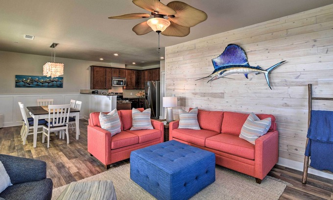 Galveston Condo | Sunny Point West Resort Escape in Galveston!