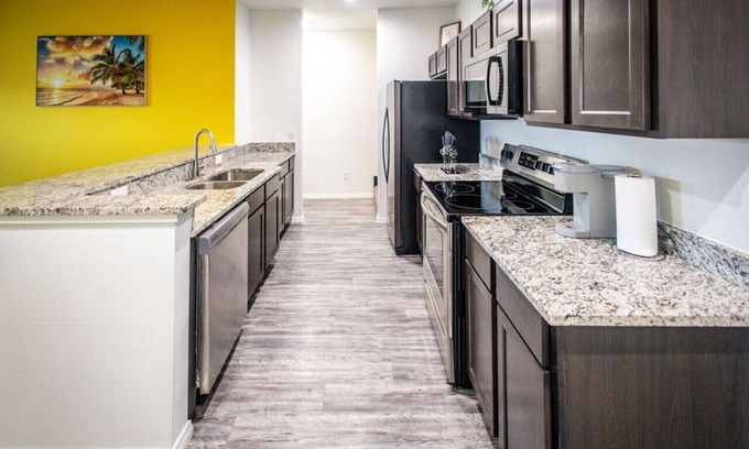 Odessa House | Sunny Side of West Texas