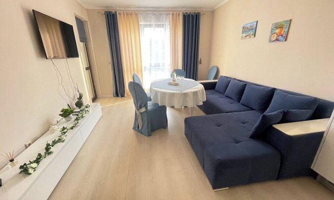 Primorski Apartment | Sunny Varvara Apartment